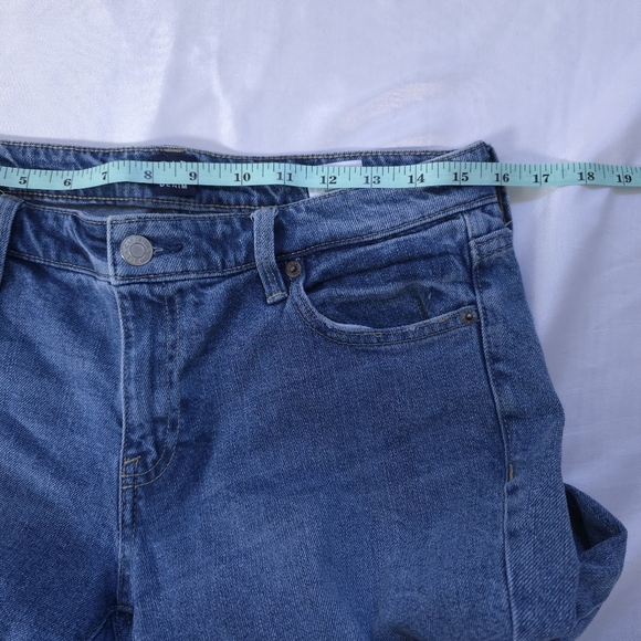 Gap Faux Patchwork Destroyed Girlfriend Jeans Size 28 - Picture 3 of 10